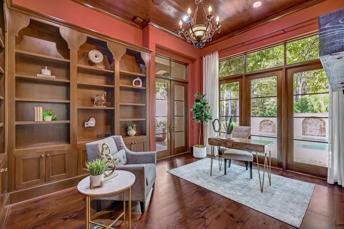 Virtual Home Staging Consultation in Tomball